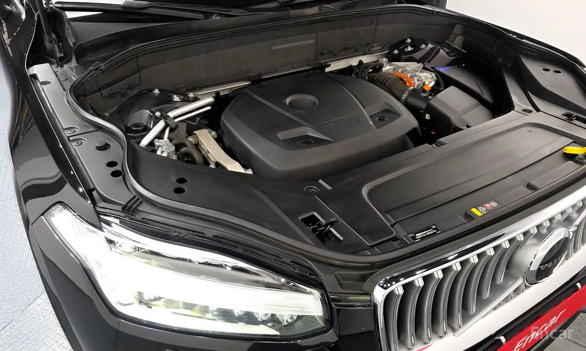 Фото 6 - Volvo XC90