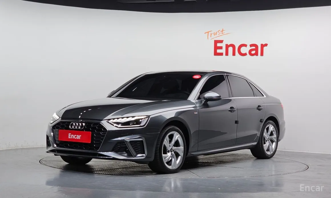 Фото 1 - Audi A4