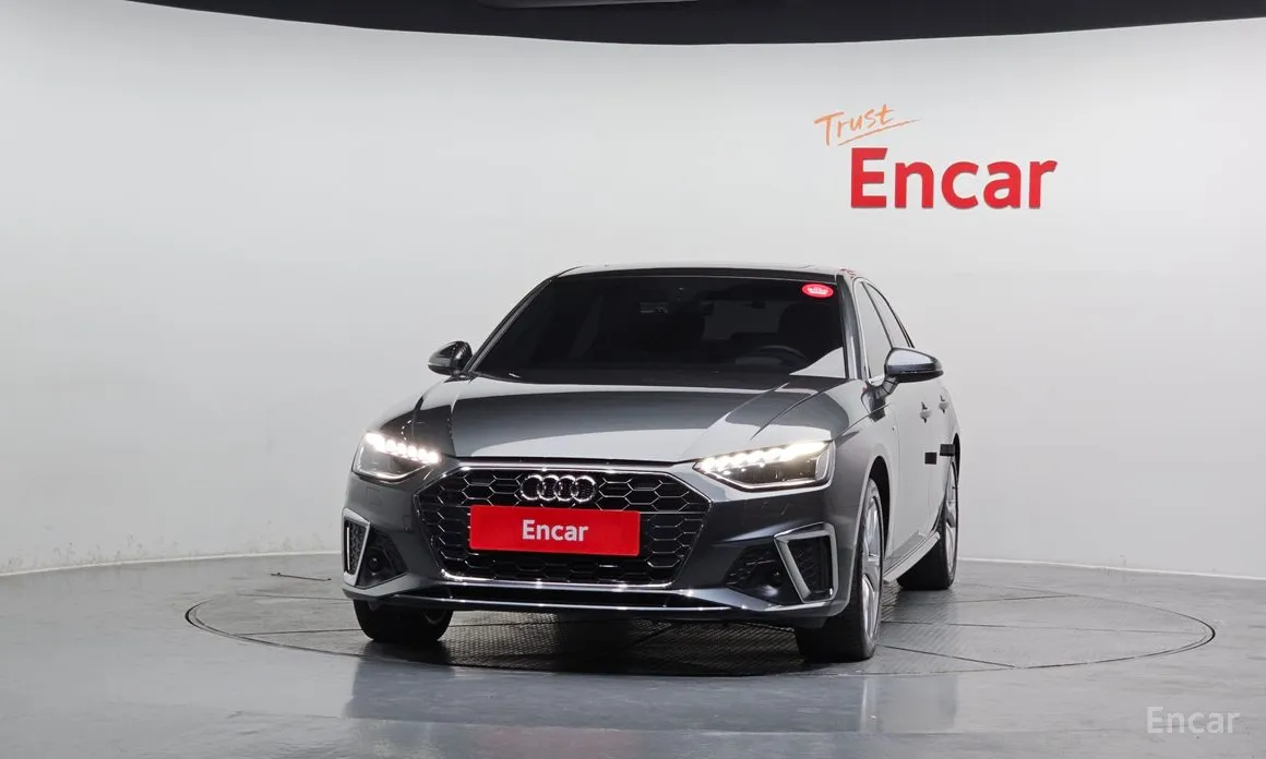 Фото 3 - Audi A4