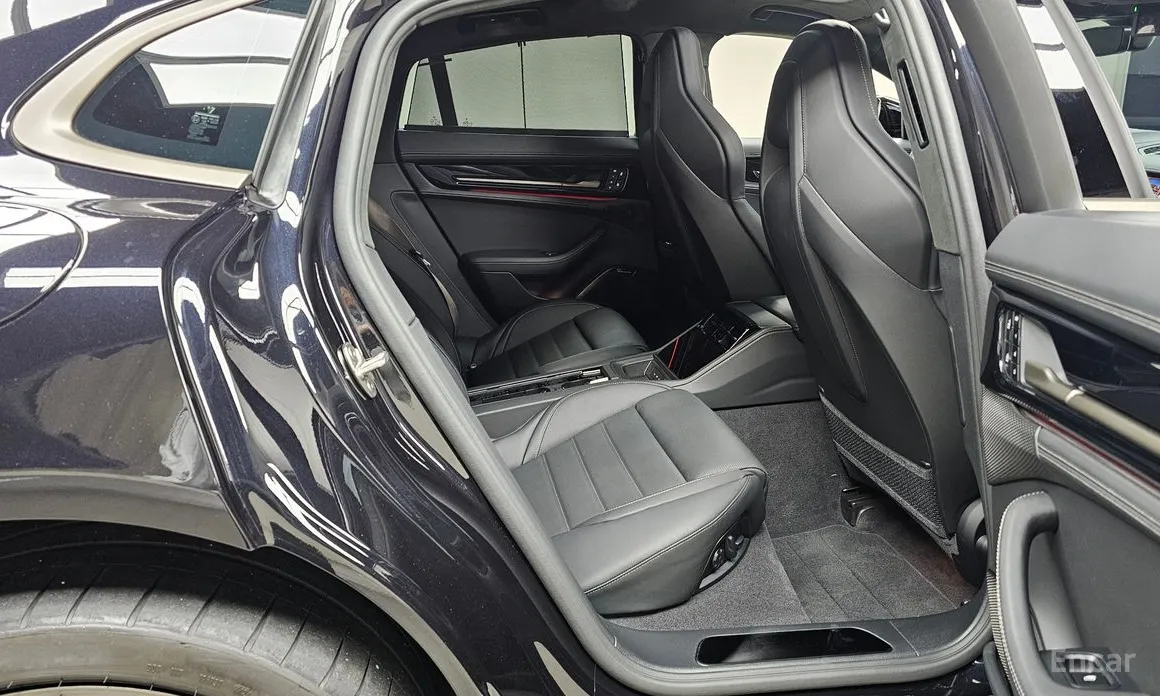 Фото 12 - Porsche Panamera