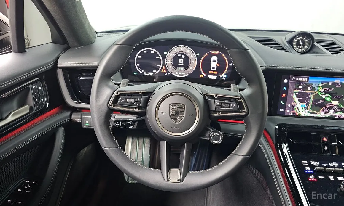 Фото 13 - Porsche Panamera