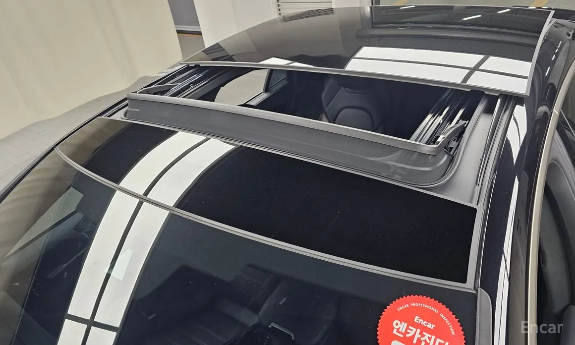 Фото 19 - Porsche Panamera