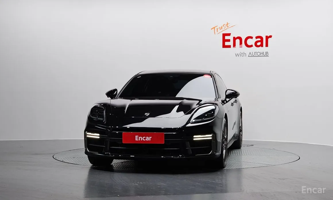 Фото 3 - Porsche Panamera