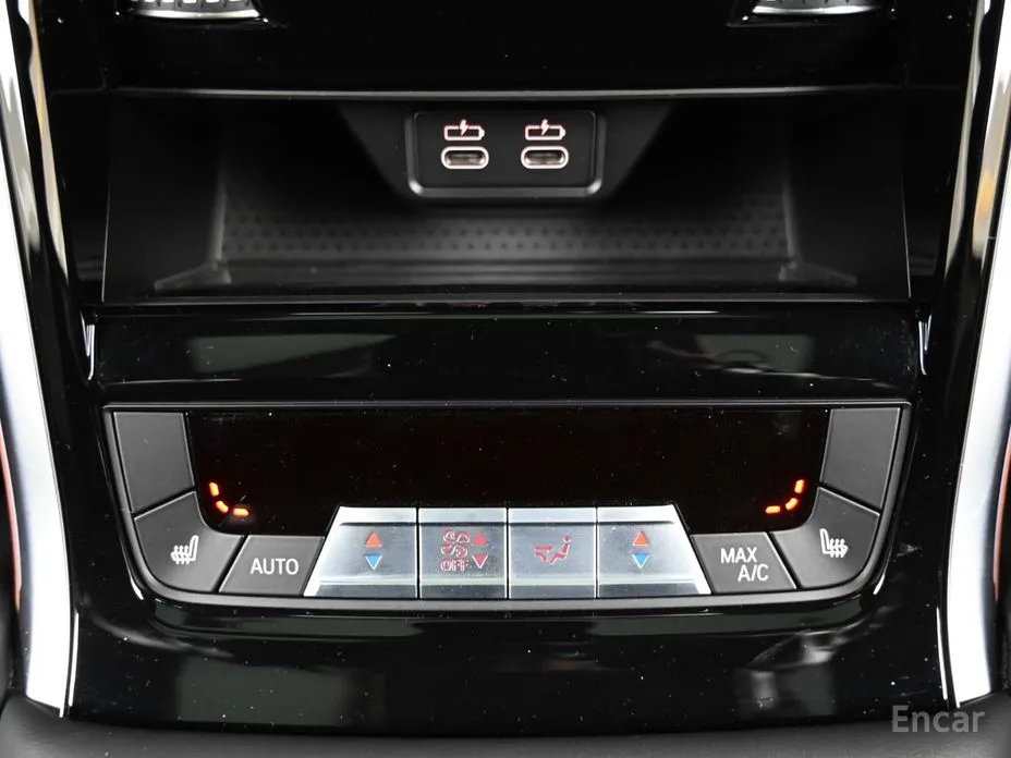 Фото 16 - BMW 8 Series