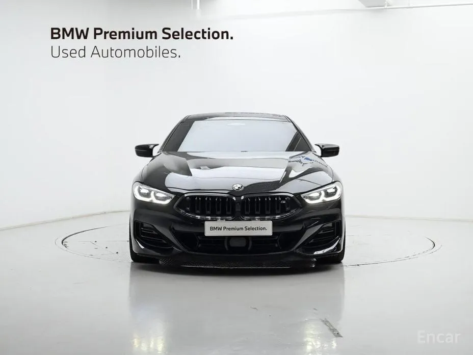 Фото 3 - BMW 8 Series