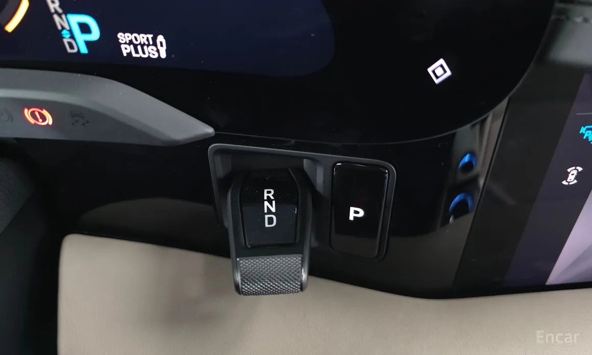 Фото 9 - Porsche Taycan