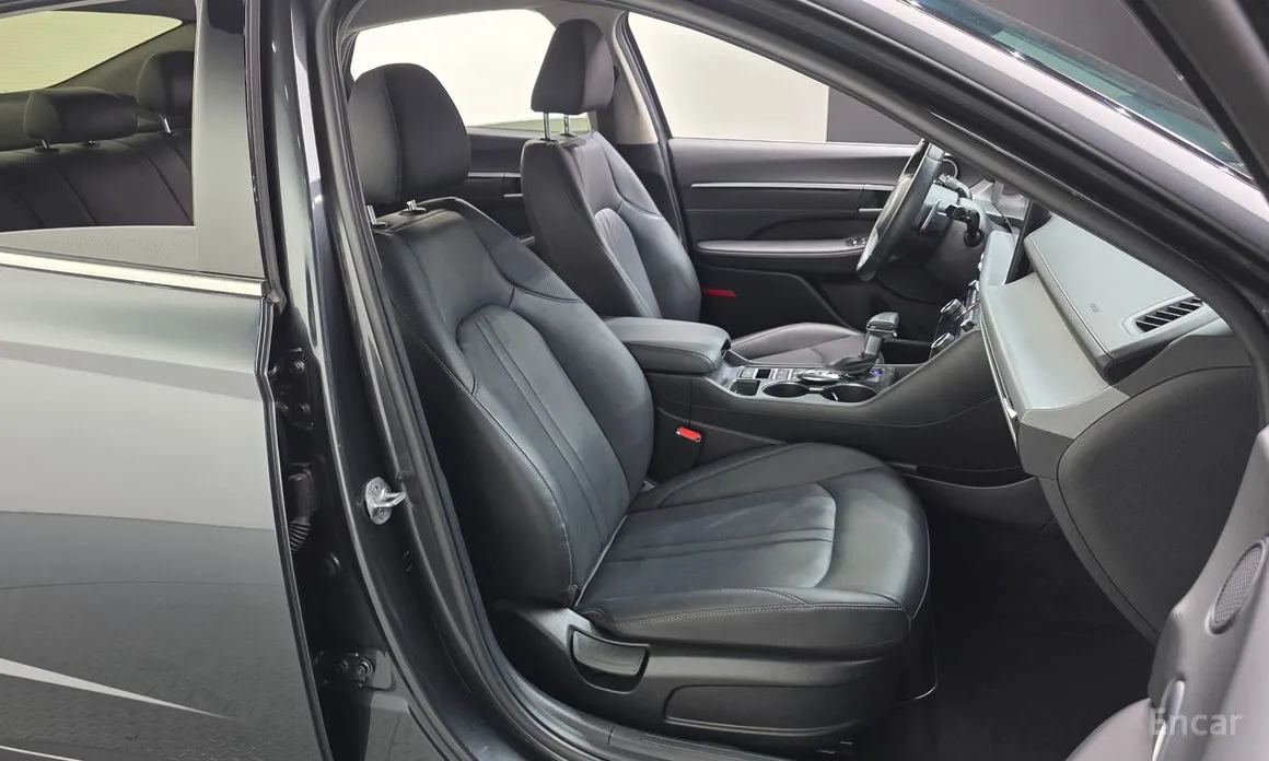 Hyundai Sonata 2023 2.0 LPG(Rent)