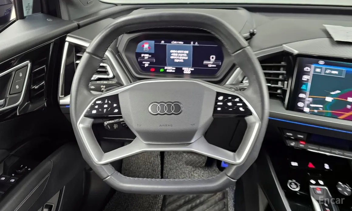 Фото 13 - Audi Q4 e-tron