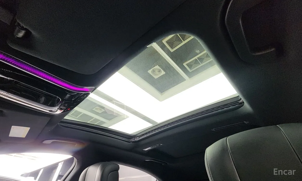 Фото 18 - Mercedes-Benz S-Class