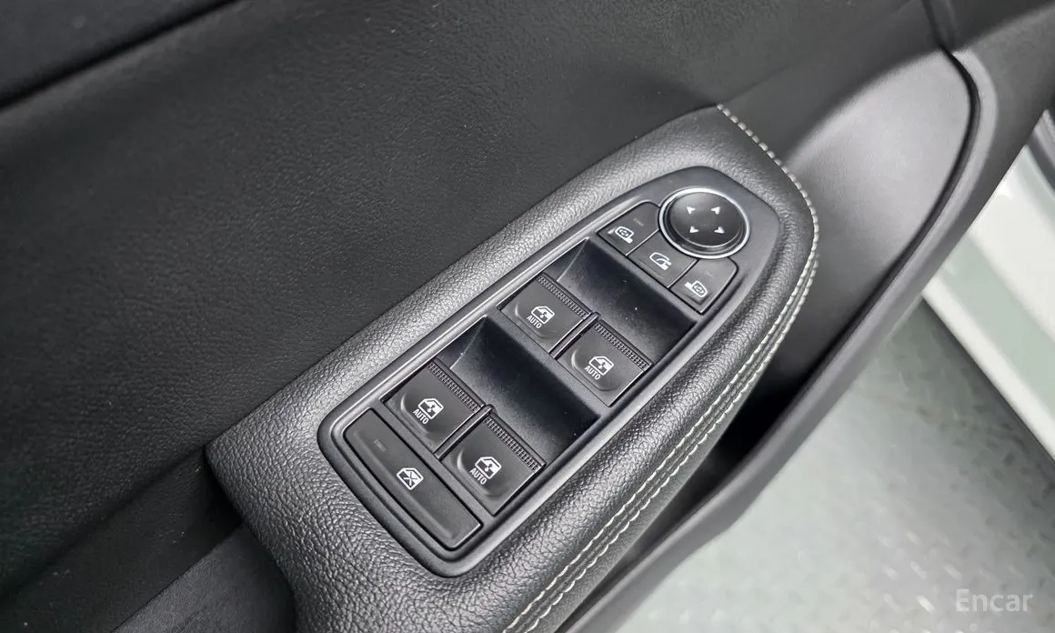 Фото 12 - Renault XM3