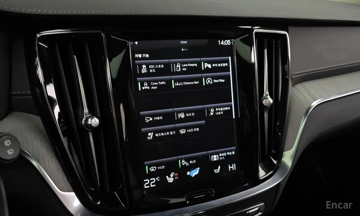 Фото 16 - Volvo V60