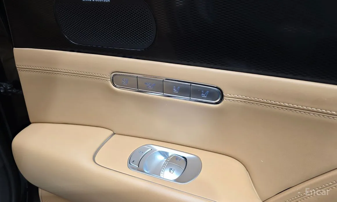 Фото 17 - Genesis G90