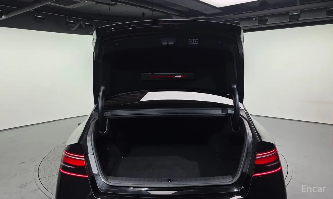 Фото 20 - Genesis G90