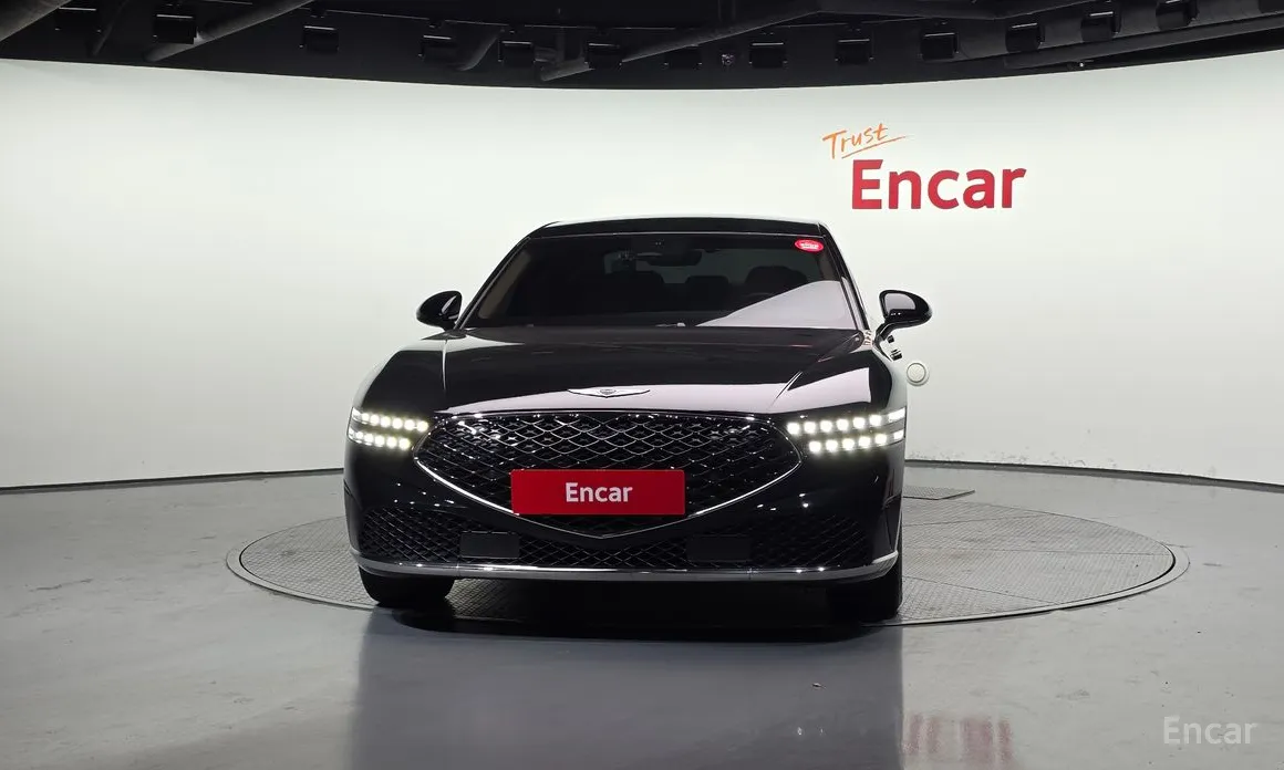 Фото 3 - Genesis G90