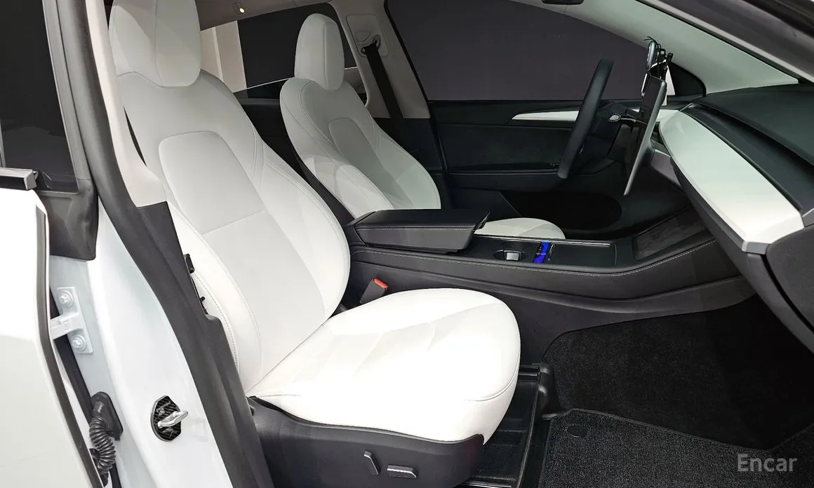 Фото 10 - Tesla Model Y