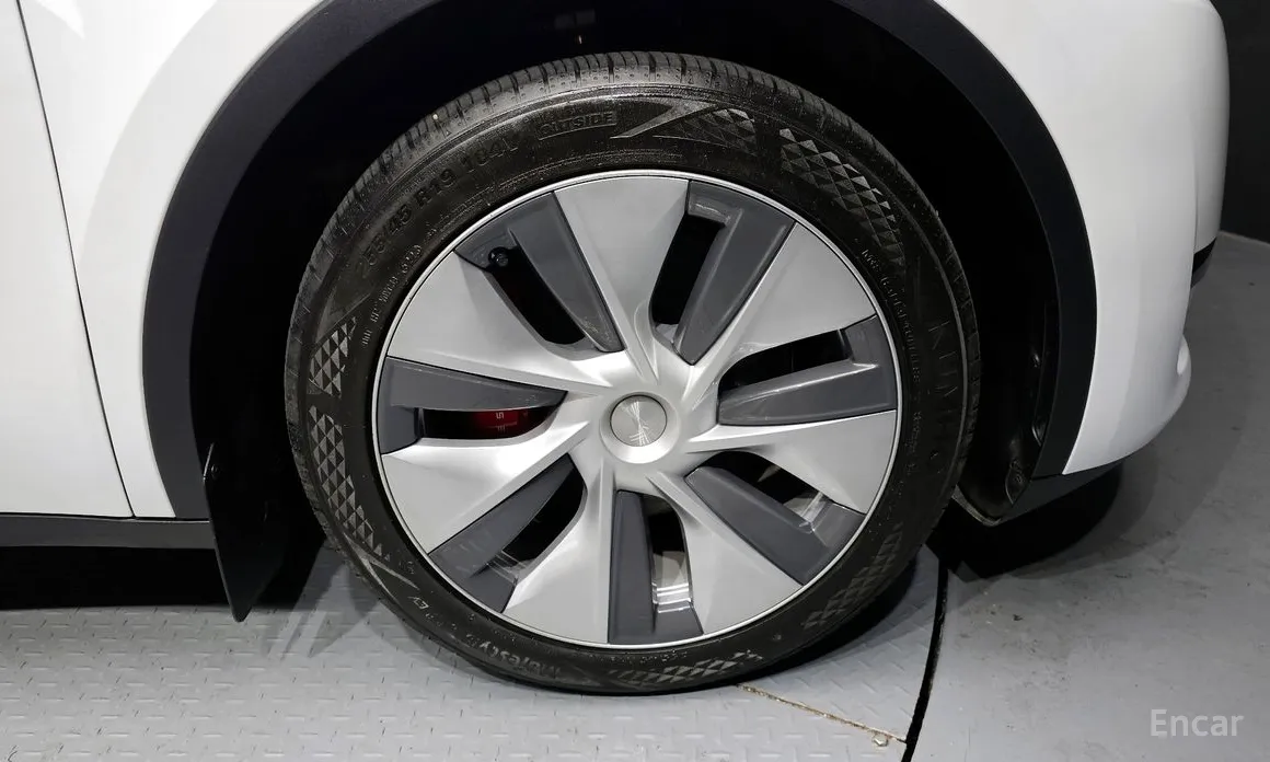 Фото 5 - Tesla Model Y