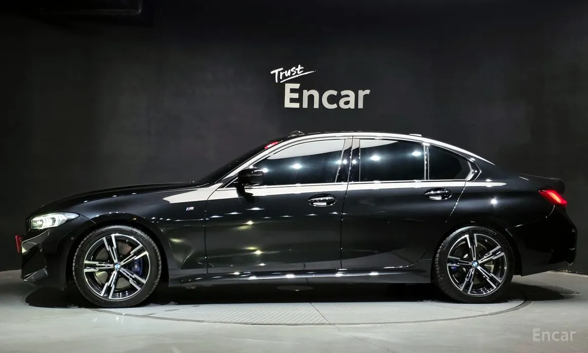 Фото 11 - BMW 3 Series