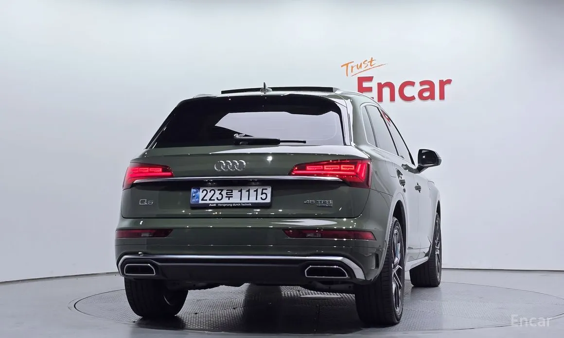 Фото 4 - Audi Q5