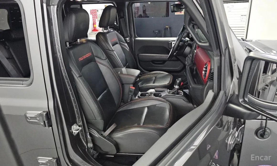 Фото 13 - Jeep Gladiator