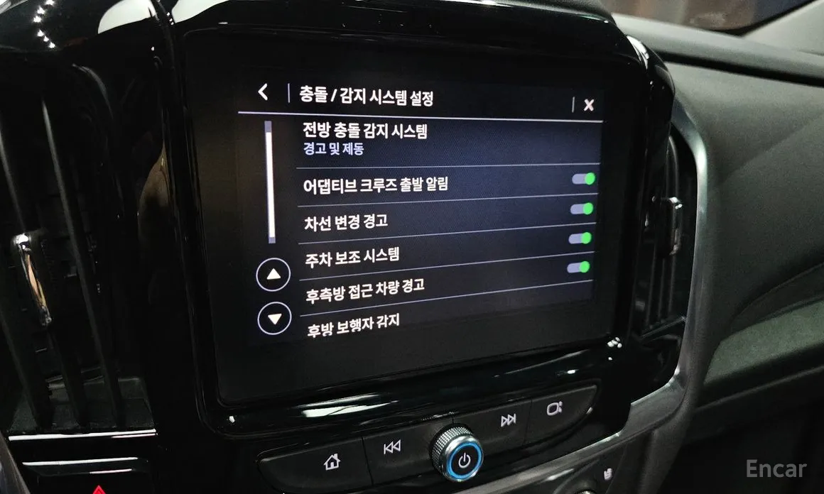 Фото 17 - Chevrolet Traverse