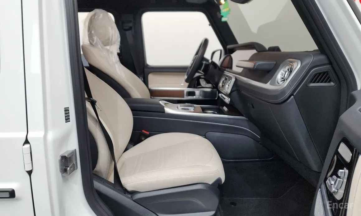 Фото 11 - Mercedes-Benz G-Class