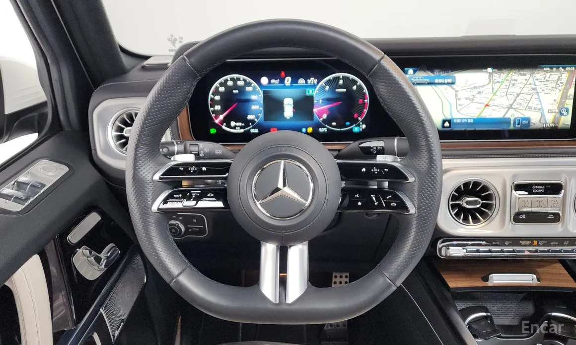 Фото 13 - Mercedes-Benz G-Class