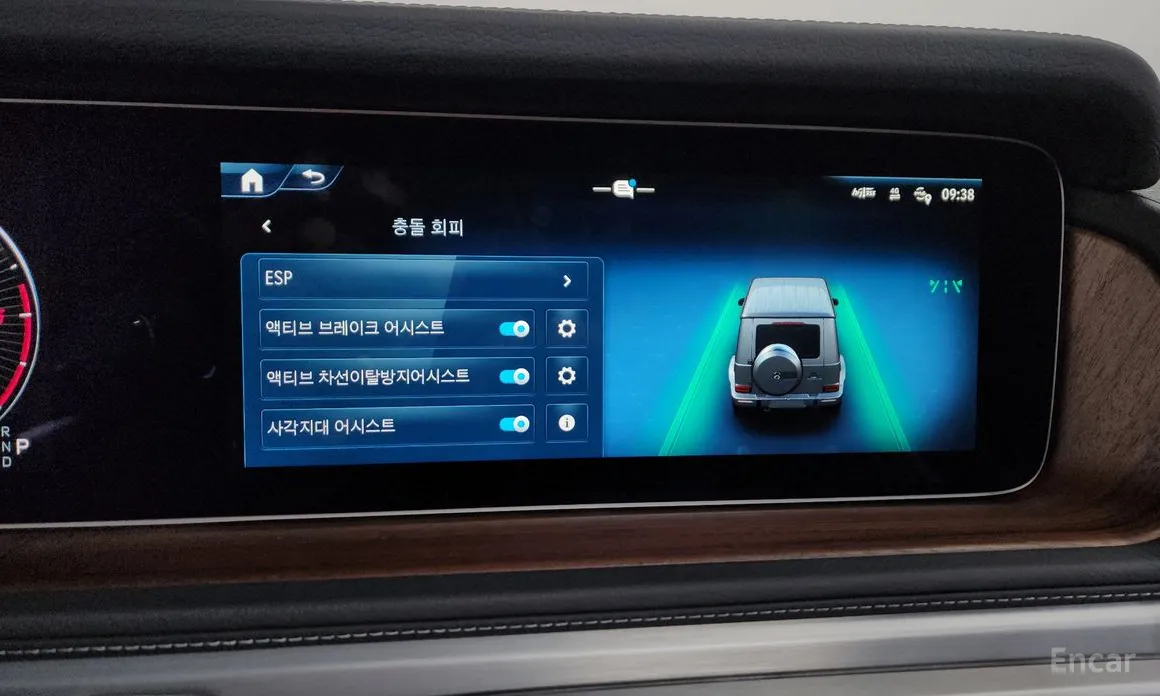 Фото 16 - Mercedes-Benz G-Class