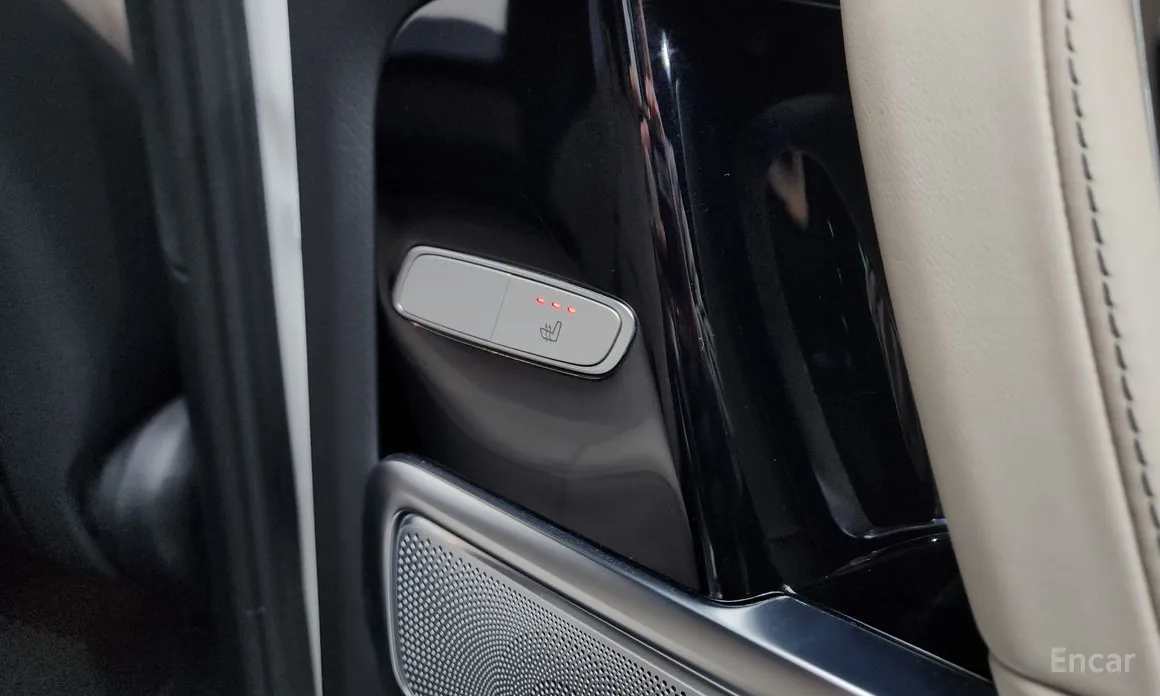 Фото 18 - Mercedes-Benz G-Class