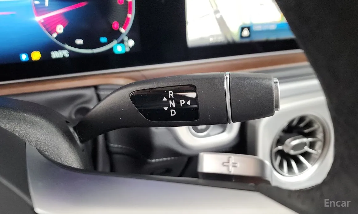 Фото 9 - Mercedes-Benz G-Class