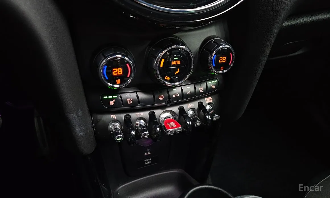 Фото 17 - Mini Cooper