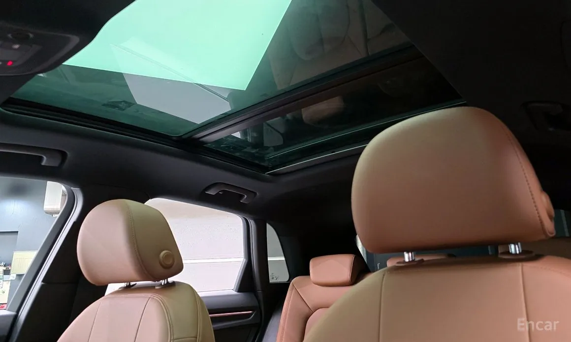 Фото 18 - Audi Q3