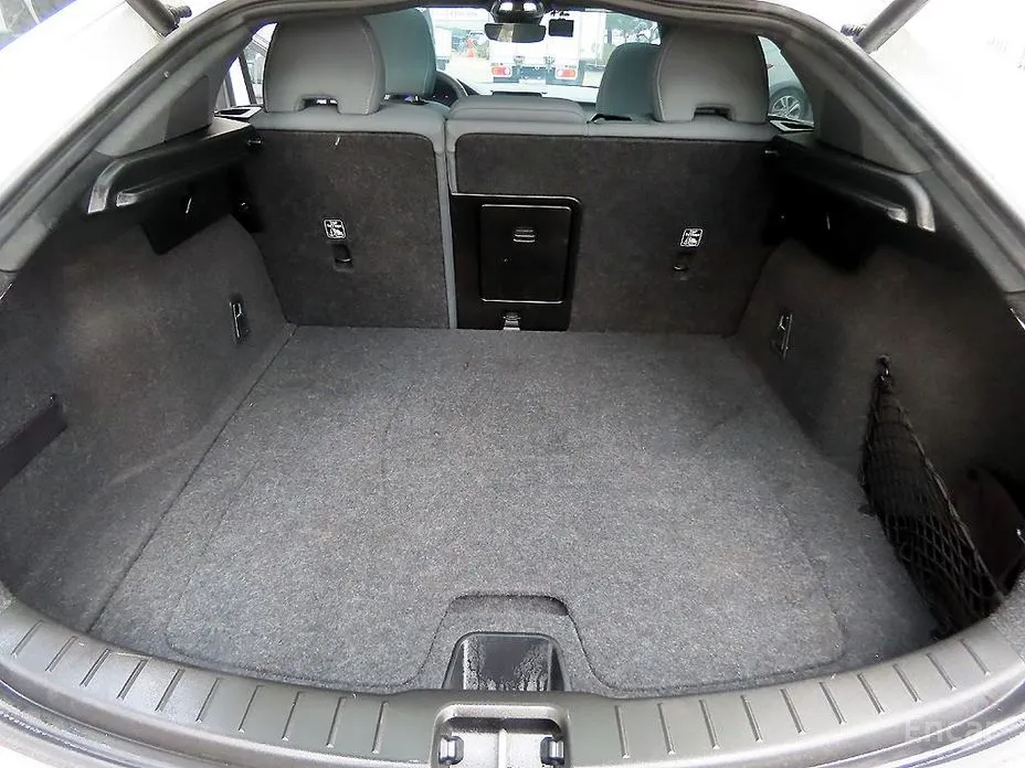 Фото 10 - Polestar 2