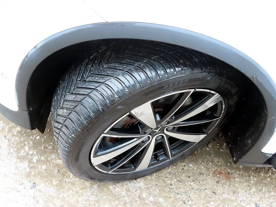 Фото 12 - Polestar 2