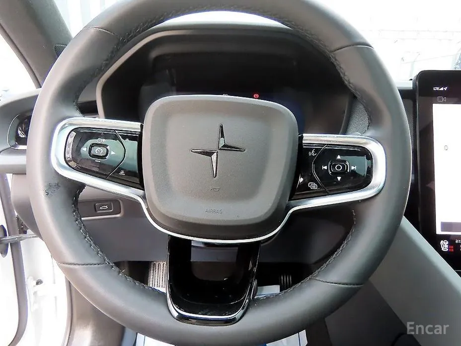 Фото 20 - Polestar 2