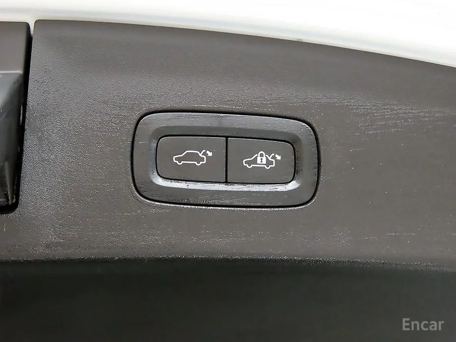 Фото 8 - Polestar 2