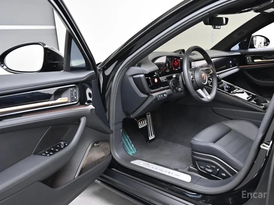 Фото 12 - Porsche Panamera