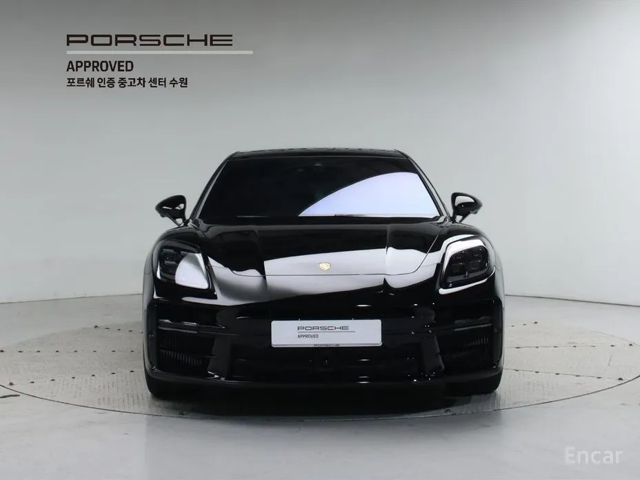 Фото 3 - Porsche Panamera