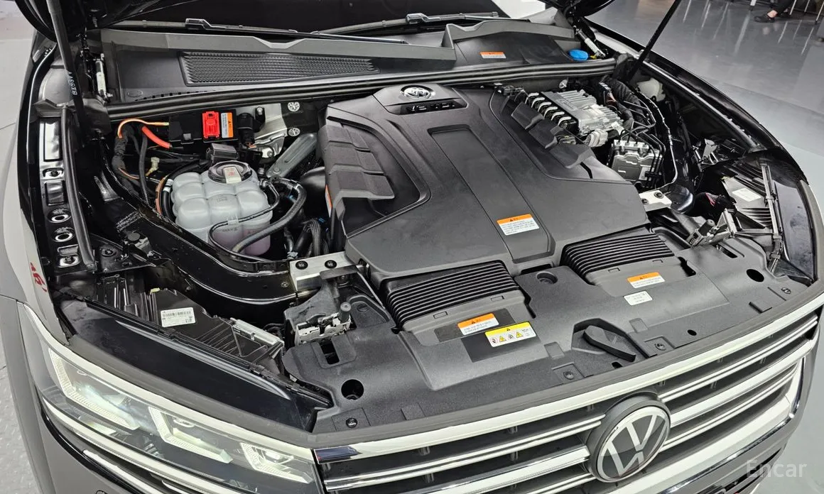 Фото 6 - Volkswagen Touareg