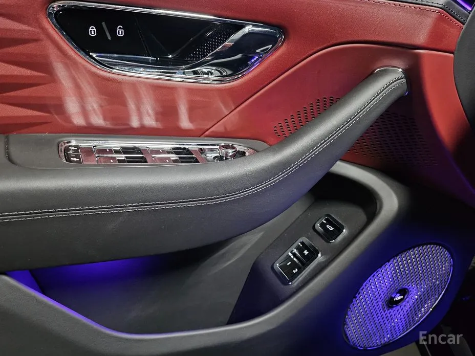 Фото 7 - Bentley Flying Spur