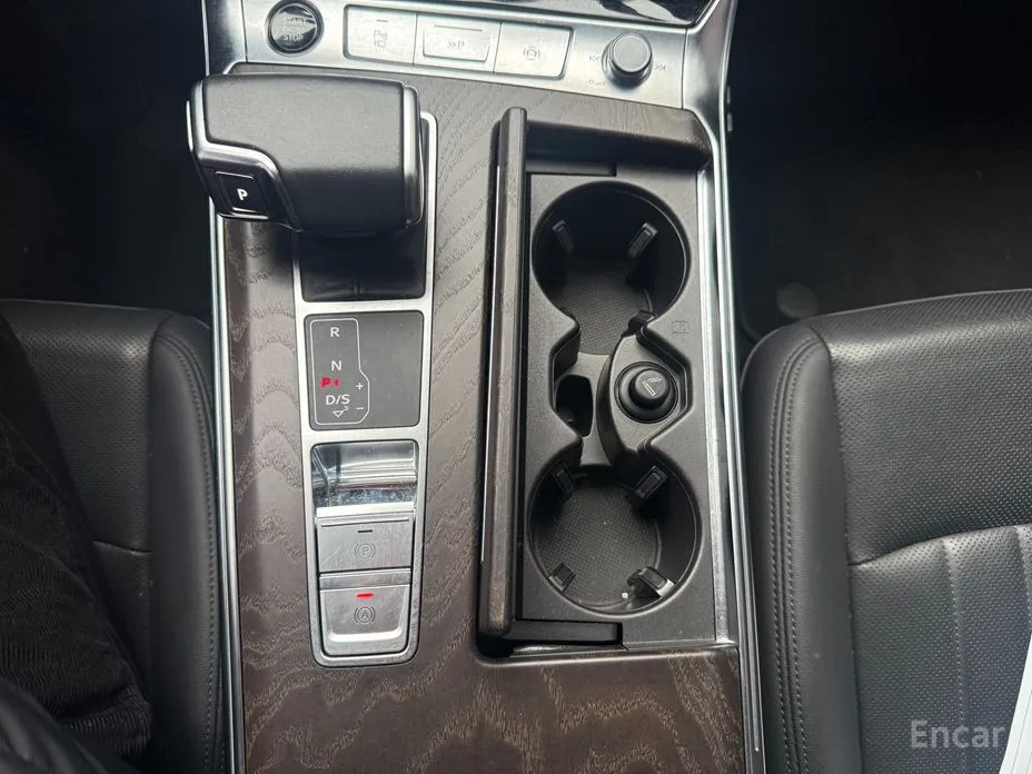 Фото 9 - Audi A6