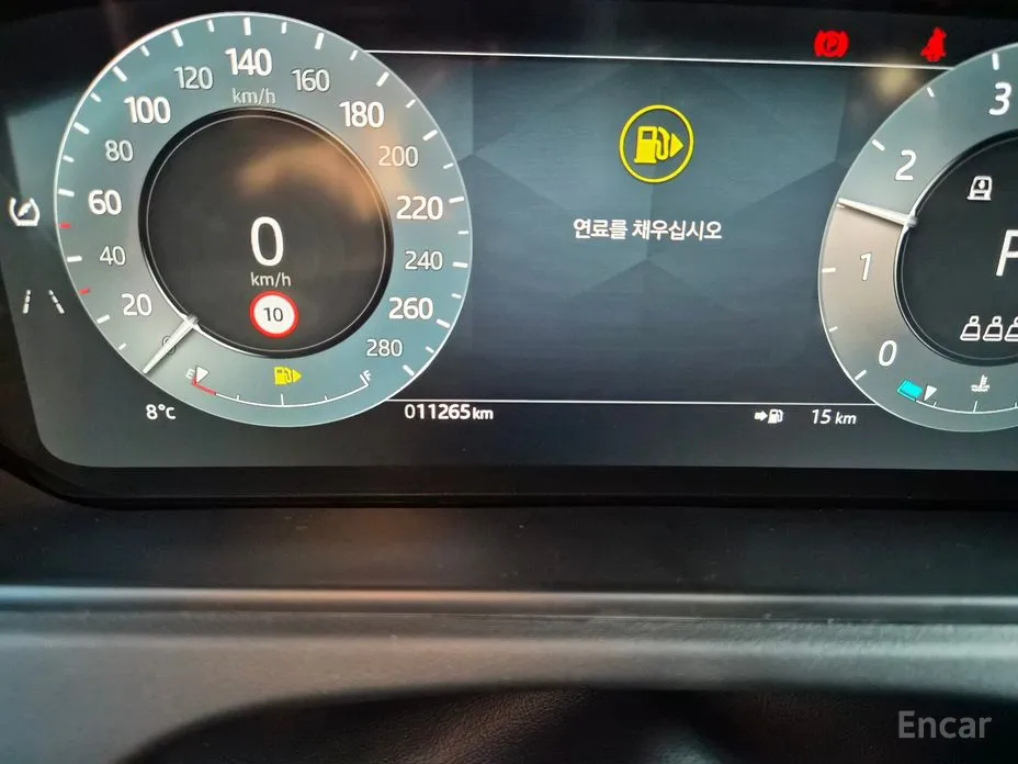 Фото 11 - Land Rover Range Rover Velar