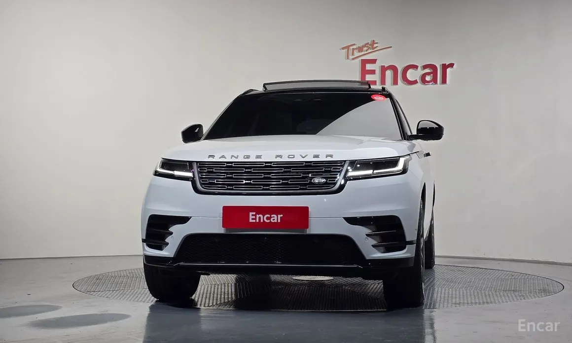 Фото 3 - Land Rover Range Rover Velar