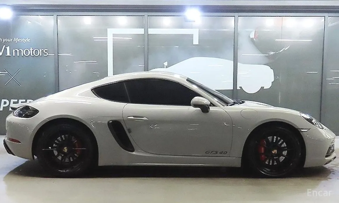 Фото 3 - Porsche 718