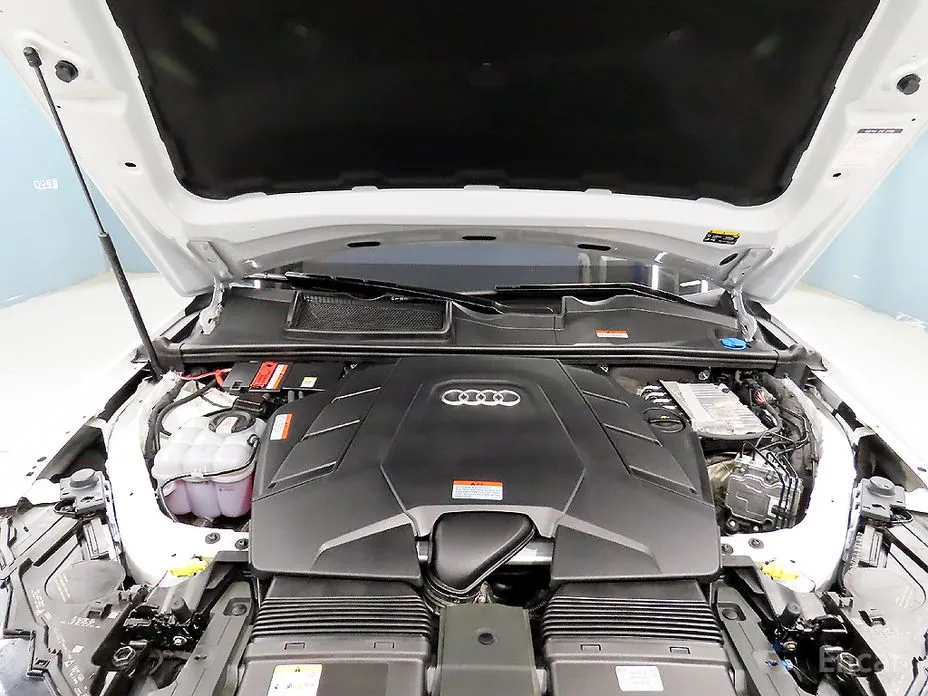 Фото 6 - Audi Q7