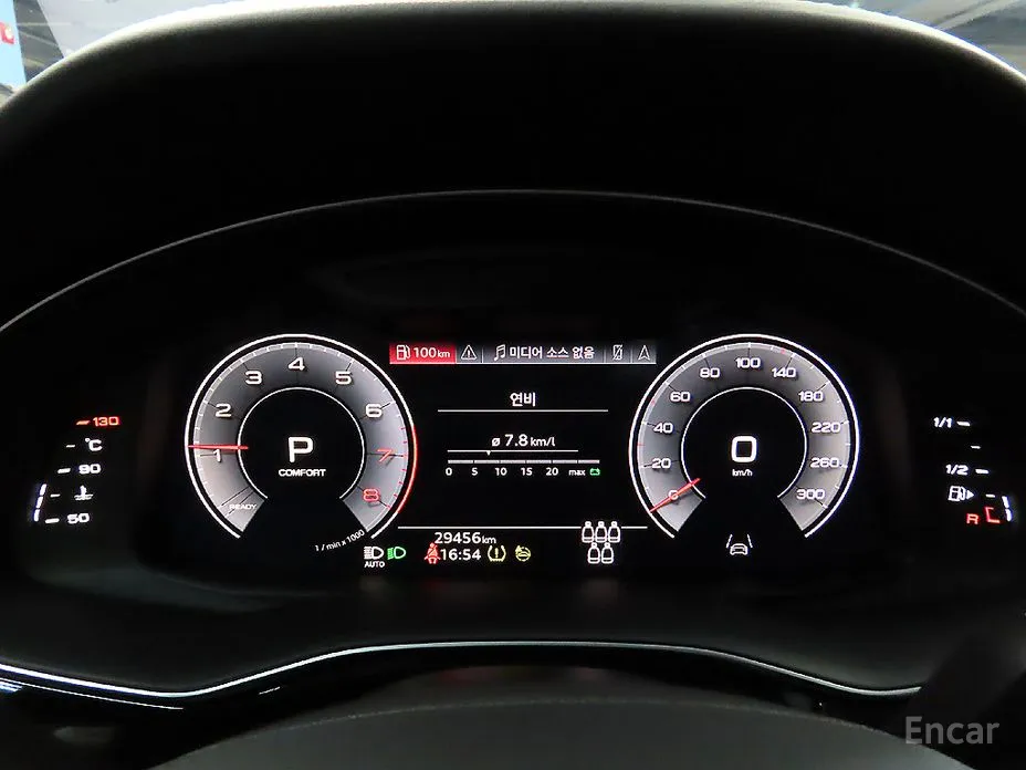 Фото 8 - Audi Q7