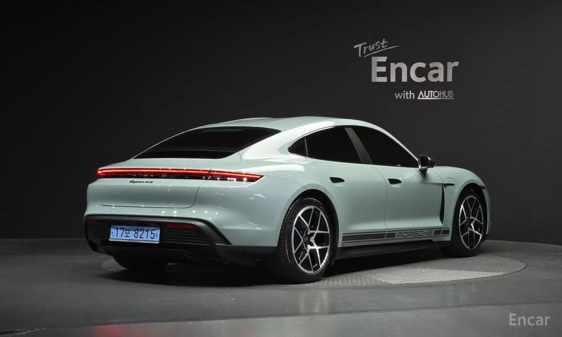 2020 Porsche Taycan