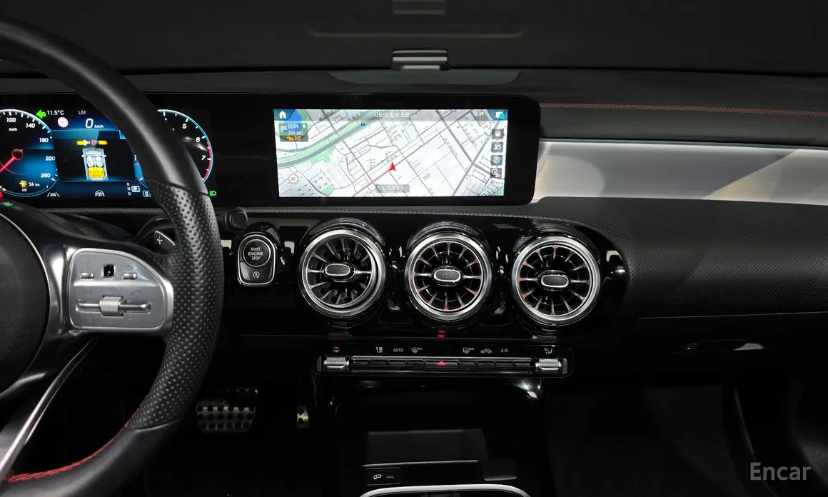 Фото 15 - Mercedes-Benz CLA-Class