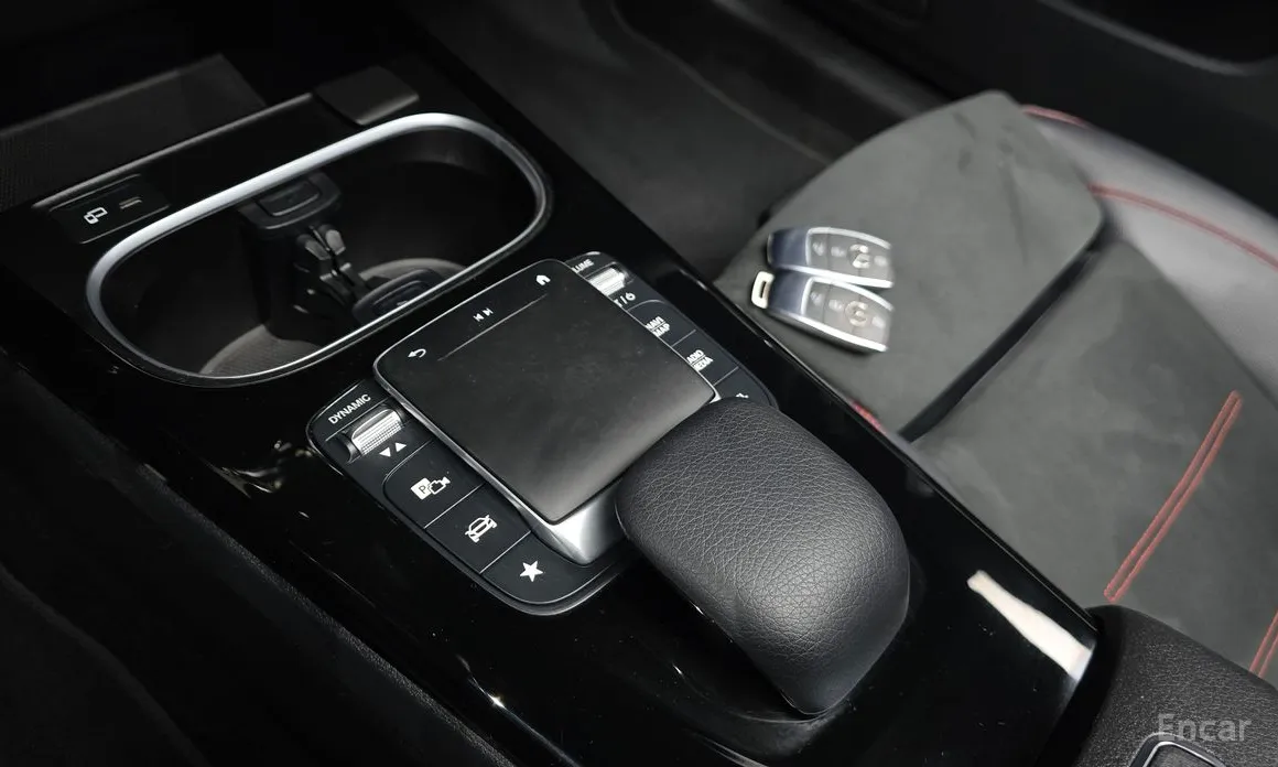 Фото 18 - Mercedes-Benz CLA-Class