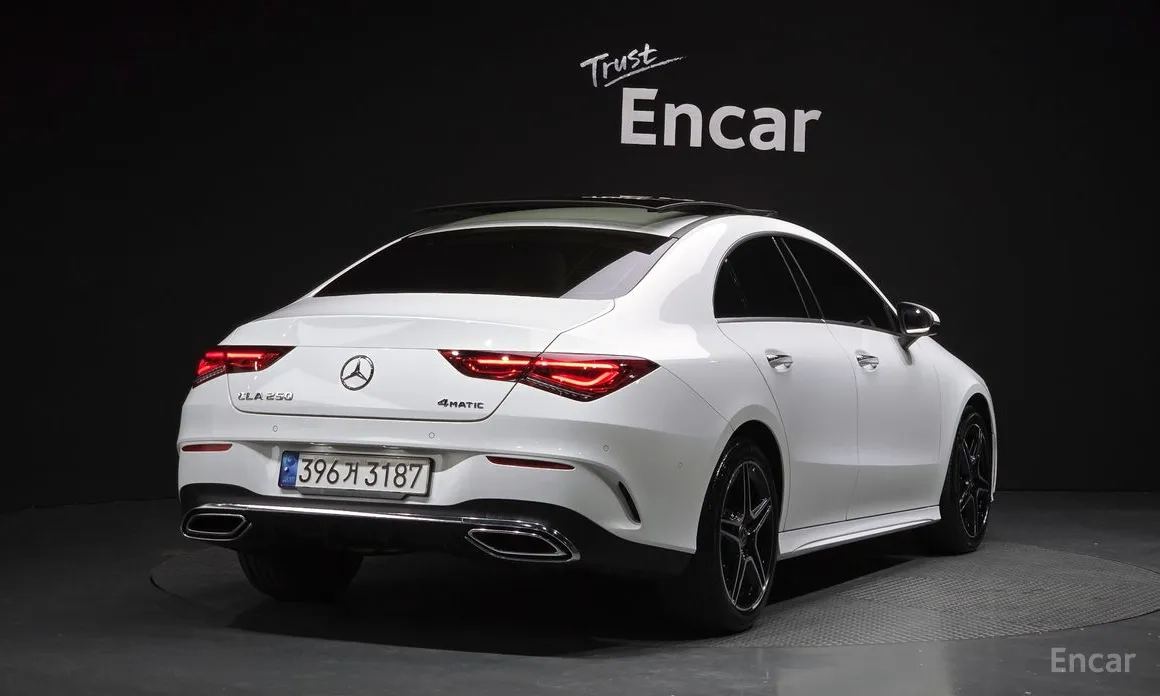 Фото 2 - Mercedes-Benz CLA-Class