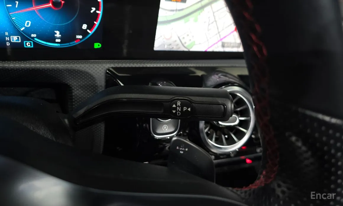 Фото 9 - Mercedes-Benz CLA-Class